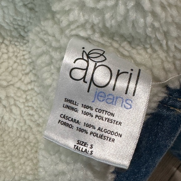 April Jeans Sherpa lined, Zip Up, Denim Jacket, Size Small, Medium Wash - Picture 8 of 10
